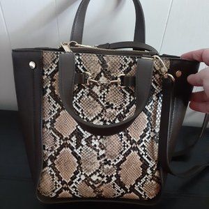 *SOLD* Kate Landry Crossbody